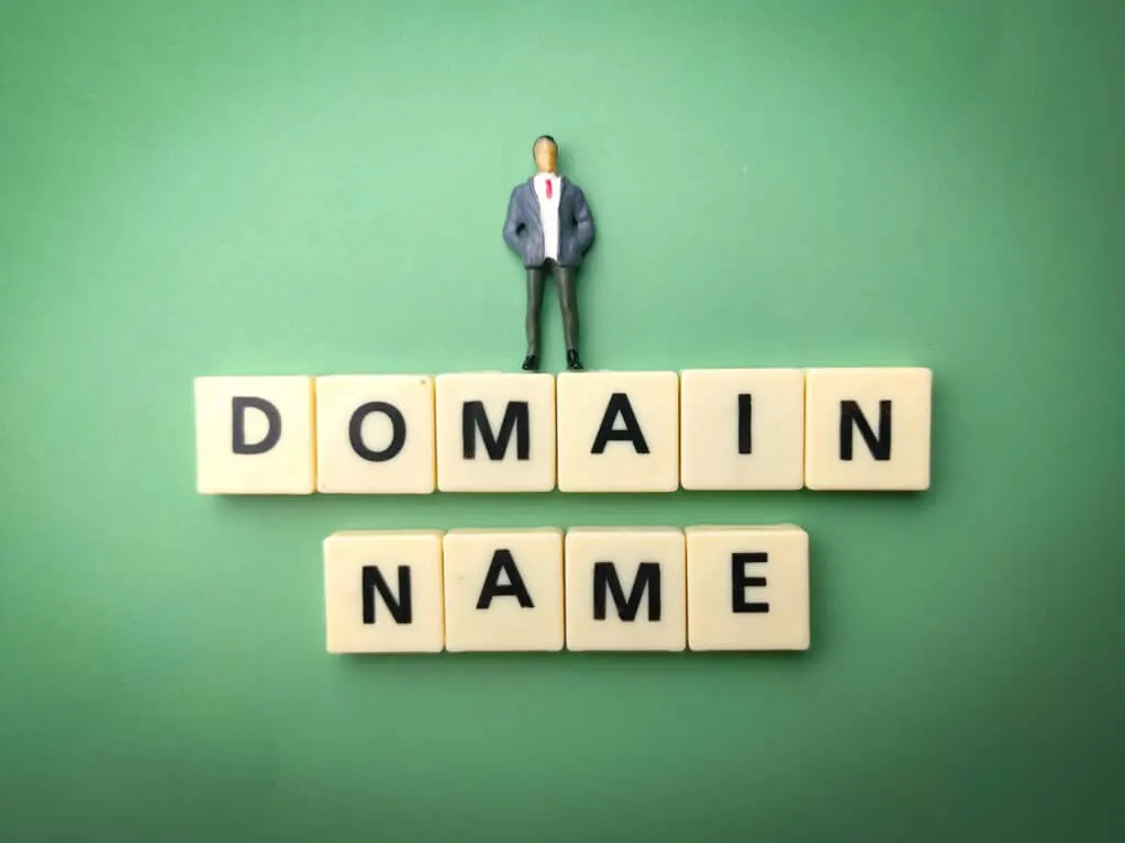 nom domaine