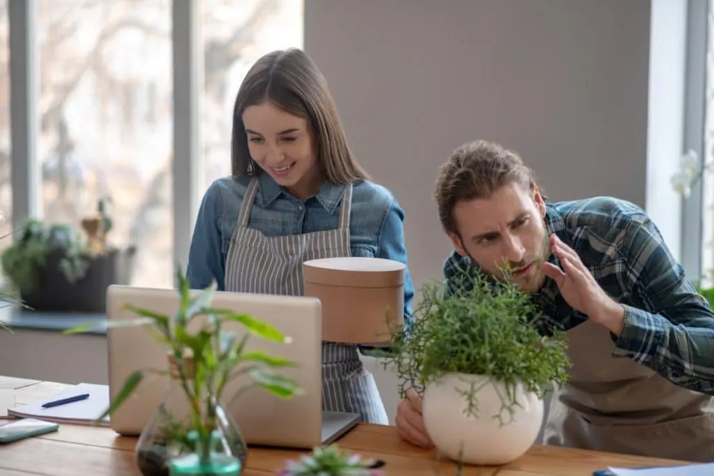 Choisir entre Magento et Shopify pour votre boutique en ligne en 2024 : La plateforme e-commerce ultime révélée !
